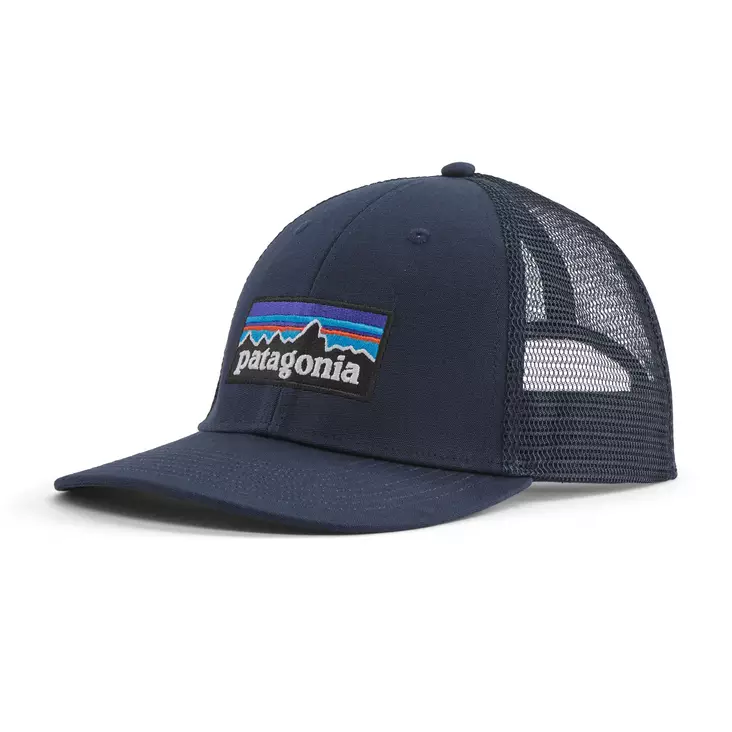 Patagonia P-6 Logo LoPro Trucker Hat New Navy - Lippikset - 196924556836 - 1