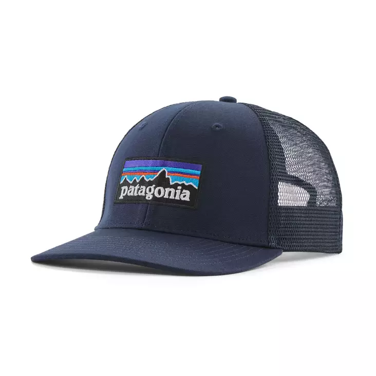 Patagonia P-6 Logo Trucker Hat New Navy - Kauluspaidat ja flanellit - 196924560048 - 1